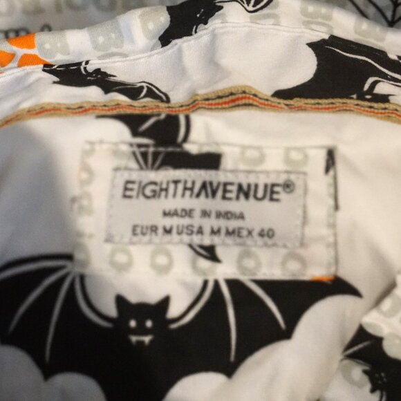 Eighth Avenue White with Gray Boo Halloween Print Button Up Shirt Men’s Medium - Picture 4 of 5